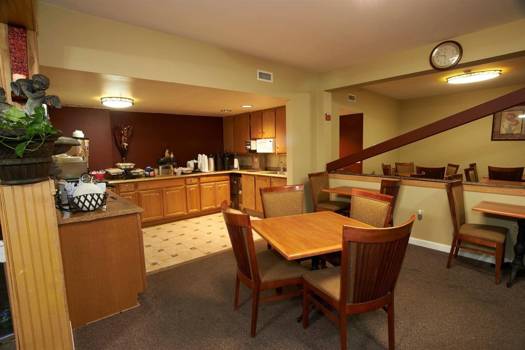 קילינגטון Hillside Inn מראה חיצוני תמונה